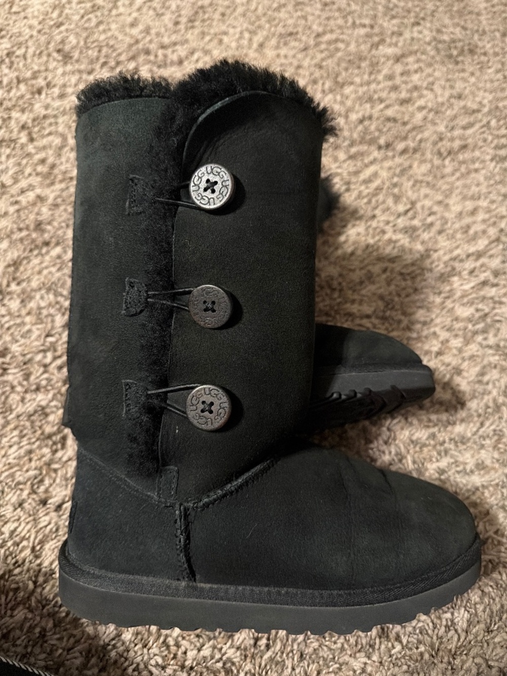 UGG Bailey Button Triplet II tall boots black kids size 3